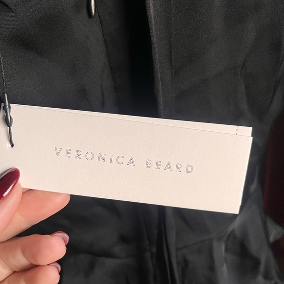 NWT Veronica Beard Yulita chain cut-out top, black, size 6 - Picture 6 of 9